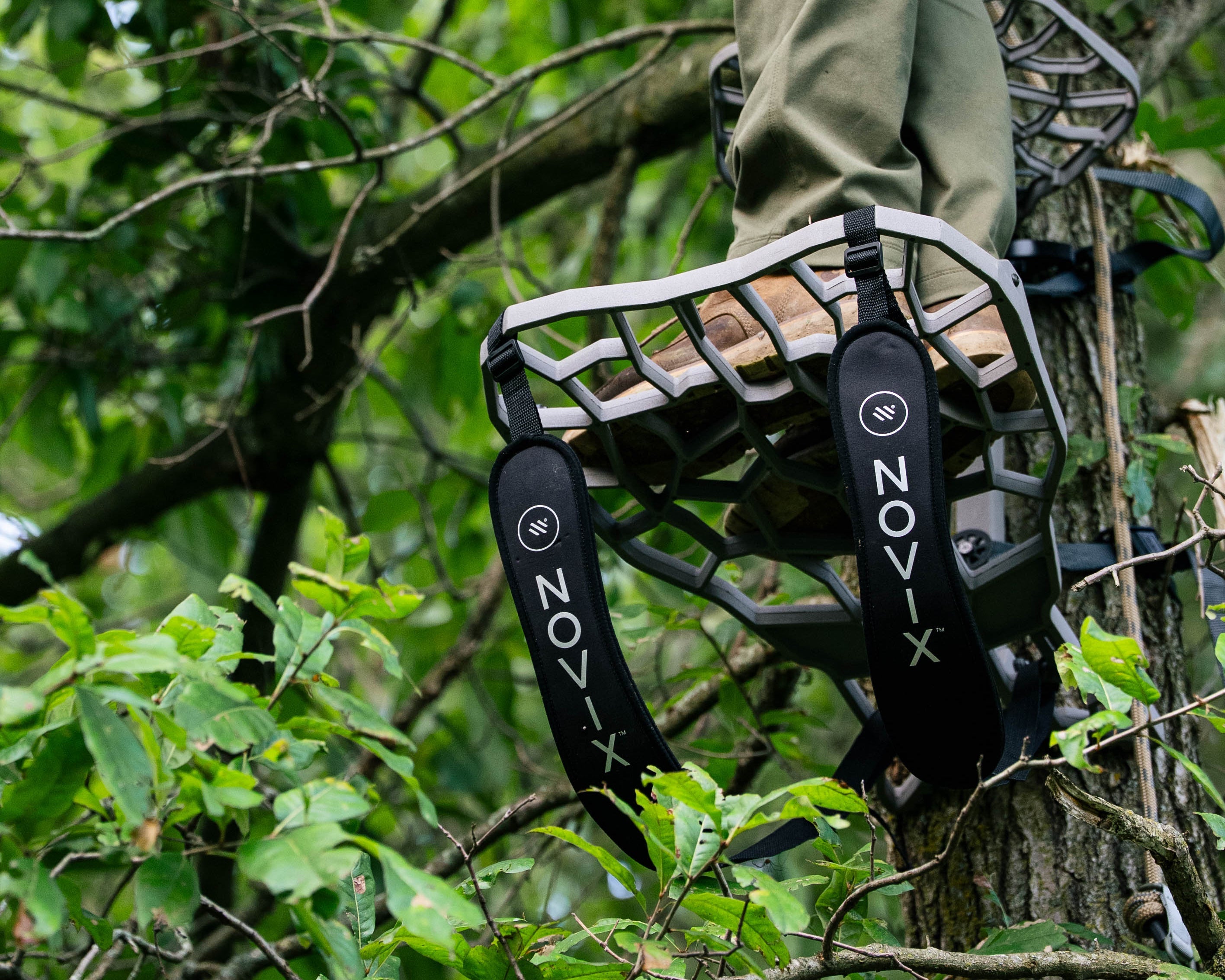 The Essential Whitetail Hunting Kit for Midwest Bowhunters